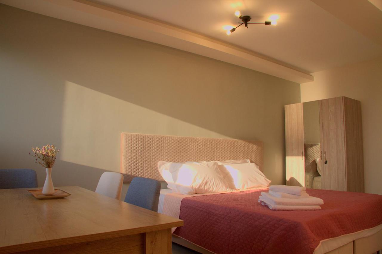 Melikiron Luxury Apartments Áyios Nikítas Eksteriør bilde