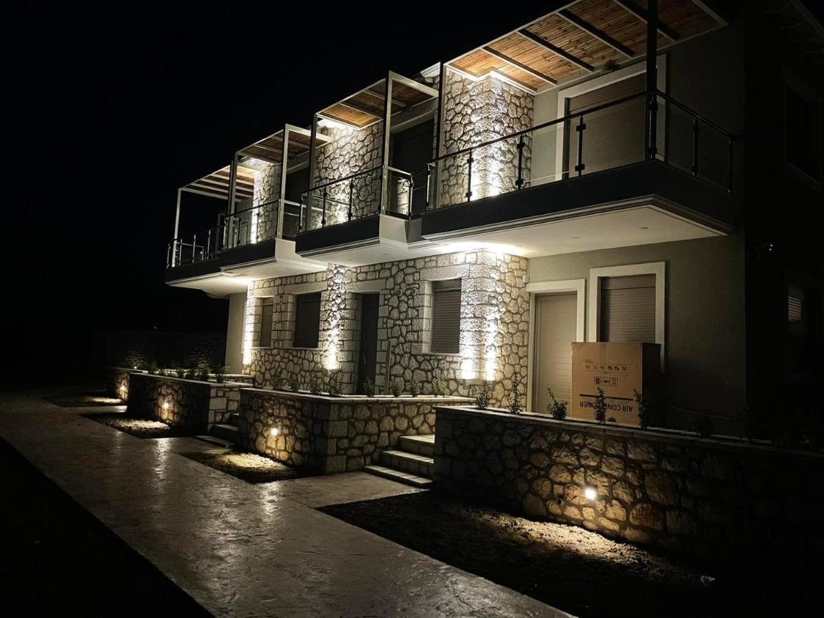Melikiron Luxury Apartments Áyios Nikítas Eksteriør bilde
